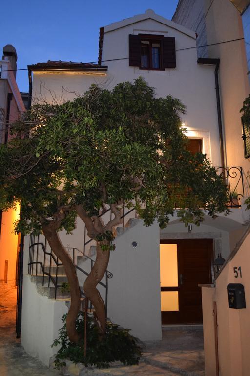 Anja Apartments Šibenik Buitenkant foto
